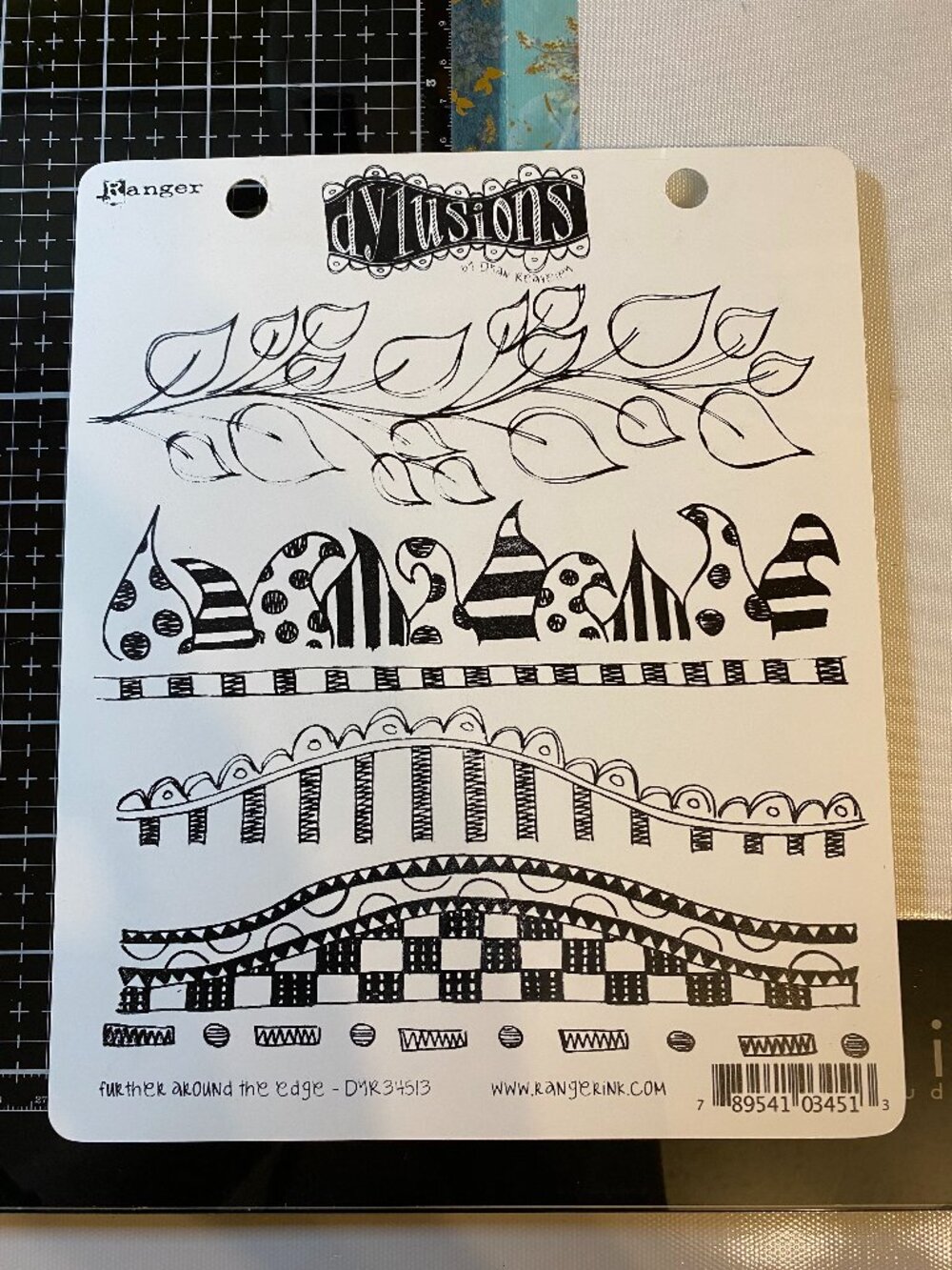 Dylusions Stamp Set: DYR34513-Further around the edge